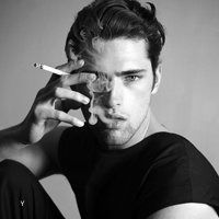 欧美范成熟气质型男微信头像微信头像图片大全 欧美范成熟气质型男微信头像微信头像图片大全