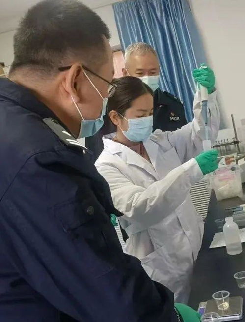  花样年华警彩绽放宝鸡警花的双面青春