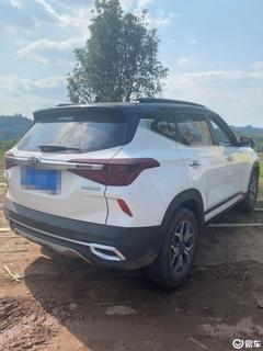  最新东风悦达起亚kx3傲跑报价图片参数易车