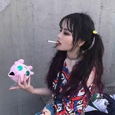 吸烟霸气头像动漫