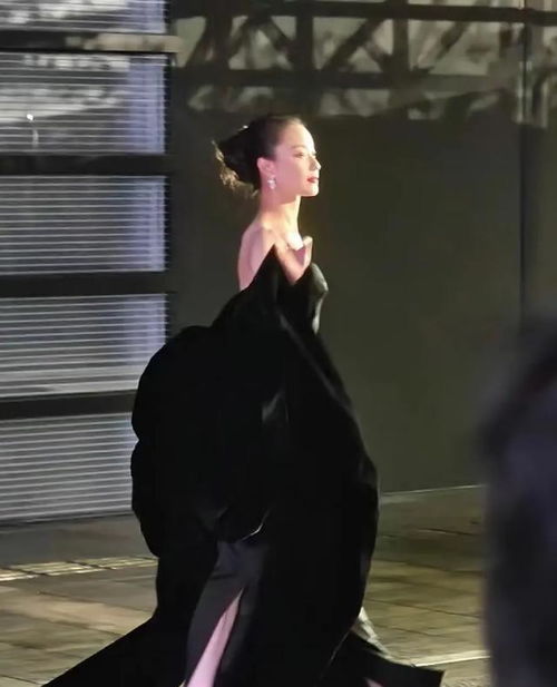  真的会被倪妮的出场惊艳到,比神仙姐姐刘亦菲气色还佳