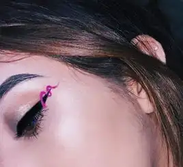 头像彩色系眼线