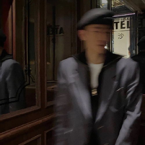 暗系男头余生那么长要活得像自己