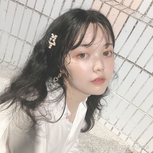  你会用自己的真人照片去做微信头像吗