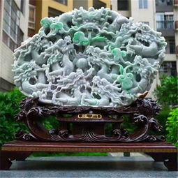  细说翡翠摆件精雕细琢下的工艺品