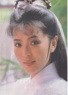  62岁周润发膝下无子的真相浮出水面,陈玉莲真是毁他一生的女人吗