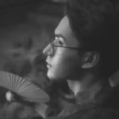 情侣头像黑色系一男一女