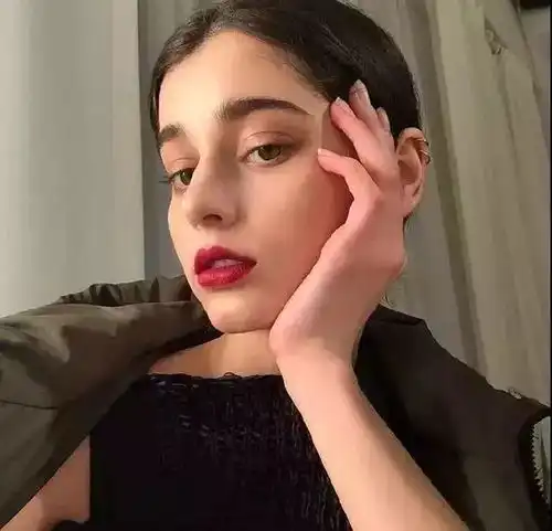  丧系霸气头像为什么漂亮女生的男朋友都不帅