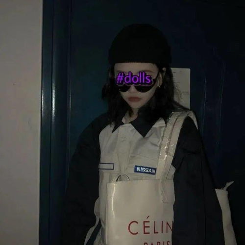  酷系小姐姐头像撩一个钢铁直女是什么体验