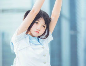  photoshop绘制渐变主题风格的手机插画