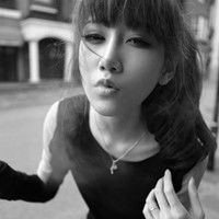 黑色伤感头像长发