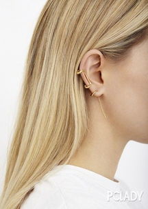 春季时髦look用一款简约风珠宝搞定