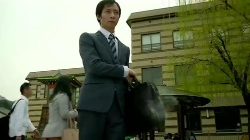  外表颓废大叔,实则隐匿高手电影