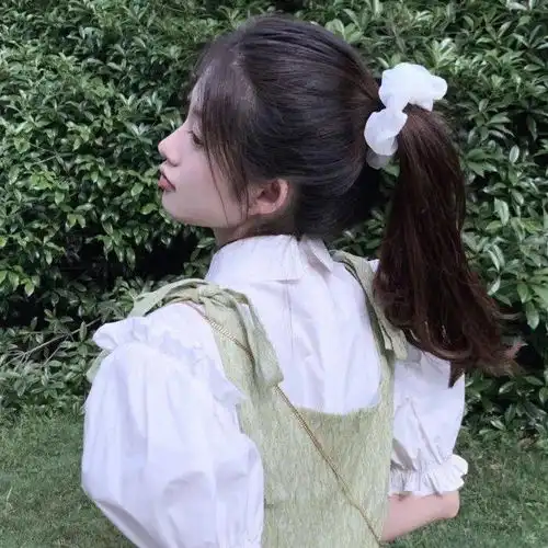  女生头像丨不用每日缠绵时刻联系