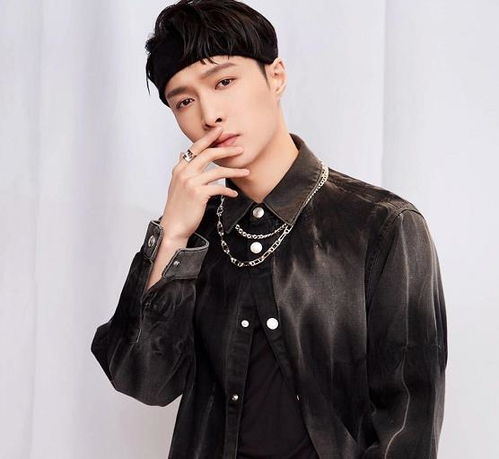  王一博闷声干大事,携手张艺兴王俊凯拍新戏,导演还是沈腾章子怡