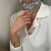  不露脸半身女生头像,现在有不少的女生不想让人看到脸了