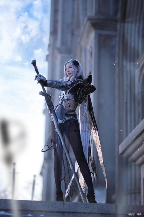  游戏黑色沙漠黑暗骑士cosplay,谁能拒绝一个高跟黑丝御姐呢