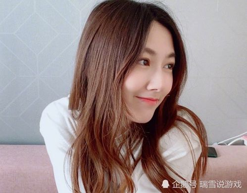  lol小苍晒仙女照御姐气息十足却被网友一张照片毁所有