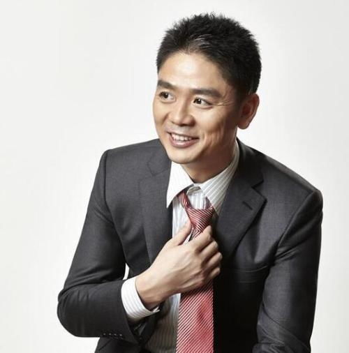  中国好老板京东快递员去世,刘强东我承诺将他孩子养到22岁
