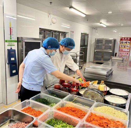  厦门市海沧区市场监管局奏响三部曲护航校园食品安全