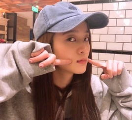 张雪迎小时候的头像00后