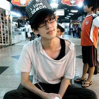  为什么百度就找不到好看的男生头像呢有的都好丑,还特别少,女生的就不一样了,这是为什么呢
