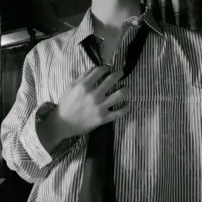 高冷禁欲帅哥头像  高冷禁欲帅哥头像