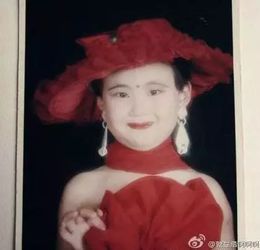  完美翻拍童年照,张张都是表情包......