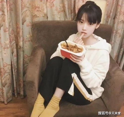  还记得被富豪看中的剪刀手女孩吗曾承诺娶她为妻,她现在怎么样了