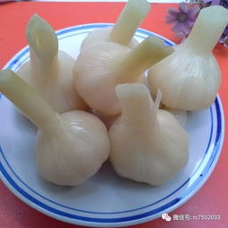  糖蒜最好吃的腌制方法,奶奶用了30年,每次腌一大罐子吃一个月