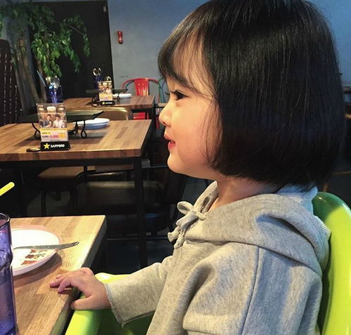 壁纸黑炫粉萌主屏锁屏壁纸第八波 壁纸黑炫粉萌主屏锁屏壁纸第八波