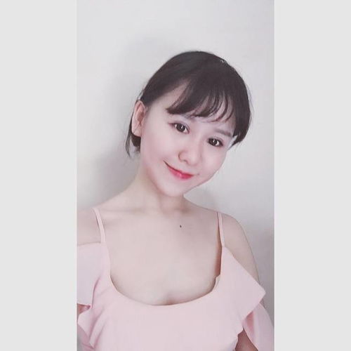  中国留学生王希予予大福拍摄万人面孔照走红马来西亚网络