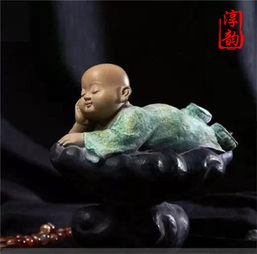  禅意石雕小沙弥