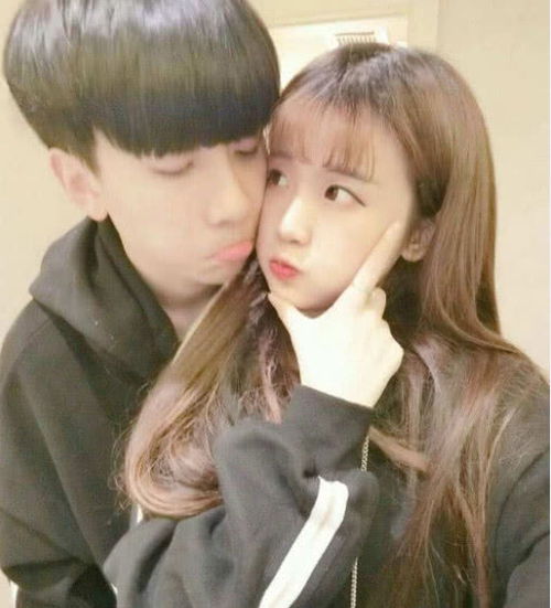 杨清柠快手露脸,却惨遭封禁直播间,官方当我不存在 杨清柠快手露脸,却惨遭封禁直播间,官方当我不存在