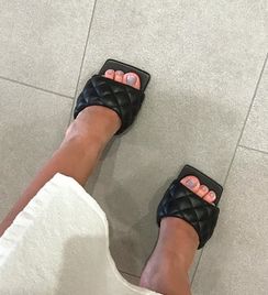  秋季继续方下去,这5个方头鞋品牌你要知道