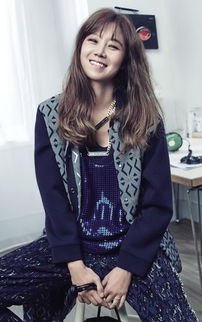  韩国美女孔孝真手机壁纸