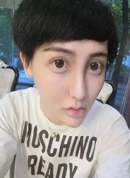  曾比angelababy红,如今却反目