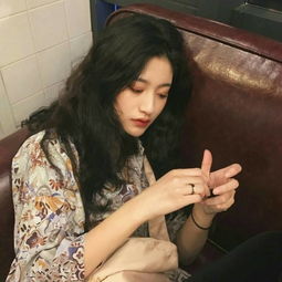  这个小姐姐叫啥名字啊微博挺火的,好多头像都是她,想知道麻烦啦