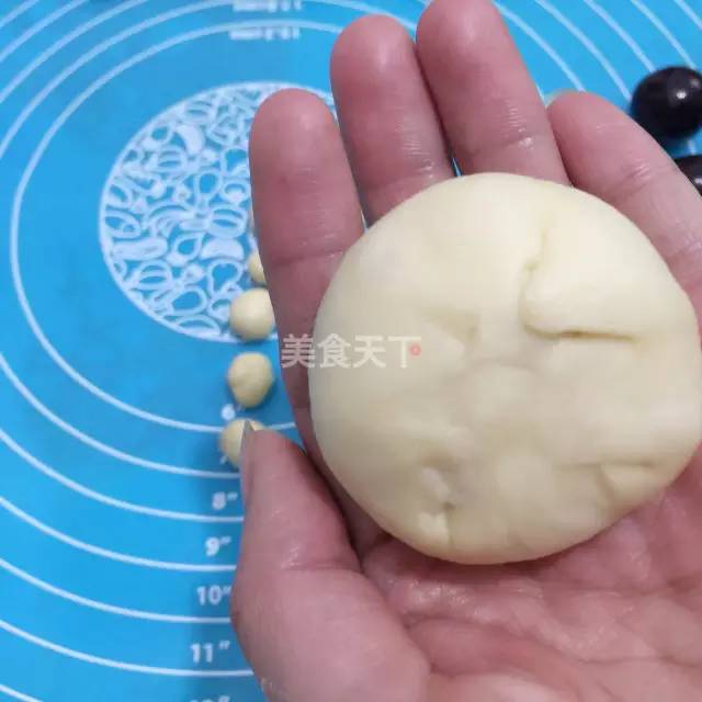  烘焙课堂爱不释手的萌宠卡通小兔子酸奶面包