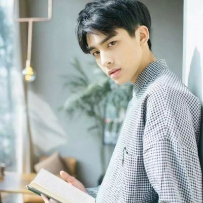  2018扣扣伤感头像男生分手后对你的想念只能放在备忘录