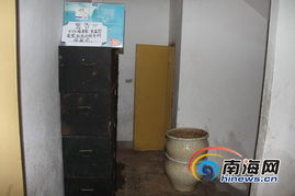  信佛女子楼道喂老鼠物业称个人爱好没法管