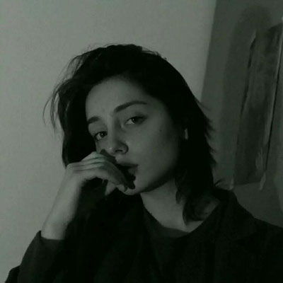 丧系颓废抽烟头像女