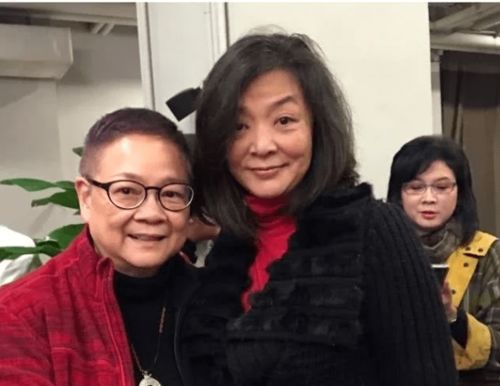  周润发挚爱陈玉莲本是一代玉女,错失真爱后,先出柜后出家