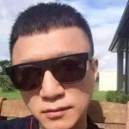 剪刀手头像孙红雷