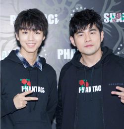  王俊凯掐点为周杰伦庆生,网友赞追星赢家真迷弟