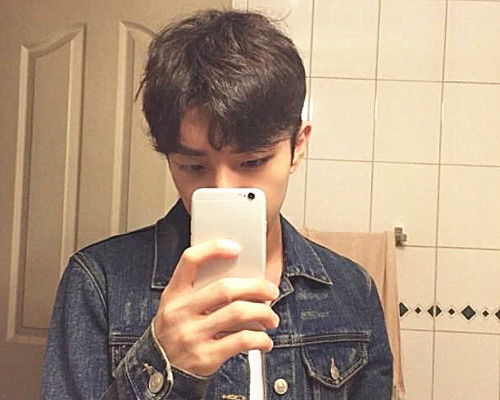  男生为啥从来不发自拍八成是因为这3点,被说中可别生气