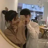  浅暖色系情侣头像真人暖色调情侣头像一对