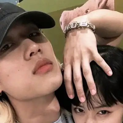  甜到爆情侣真人图片双人两张头像,爱意满满