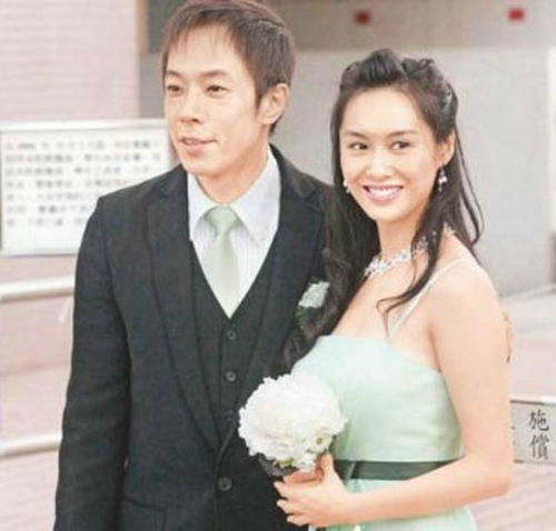  作为周星驰最爱的女人,她曾在典礼上狠狠地扇过他人